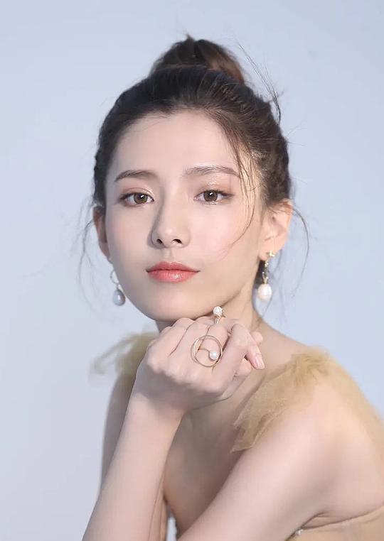蓝洋洋 